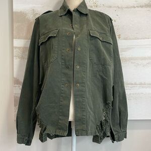 FURST OF A KIND Military Style Distressed Army Green top